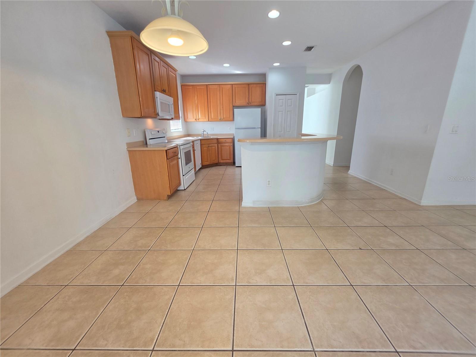 Image 3 of 20 For 1527 Derby Glen Drive