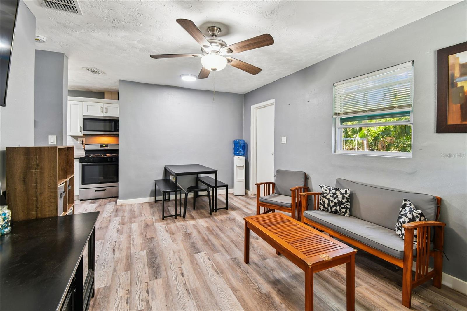 Image 4 of 33 For 1615 Jefferson Drive