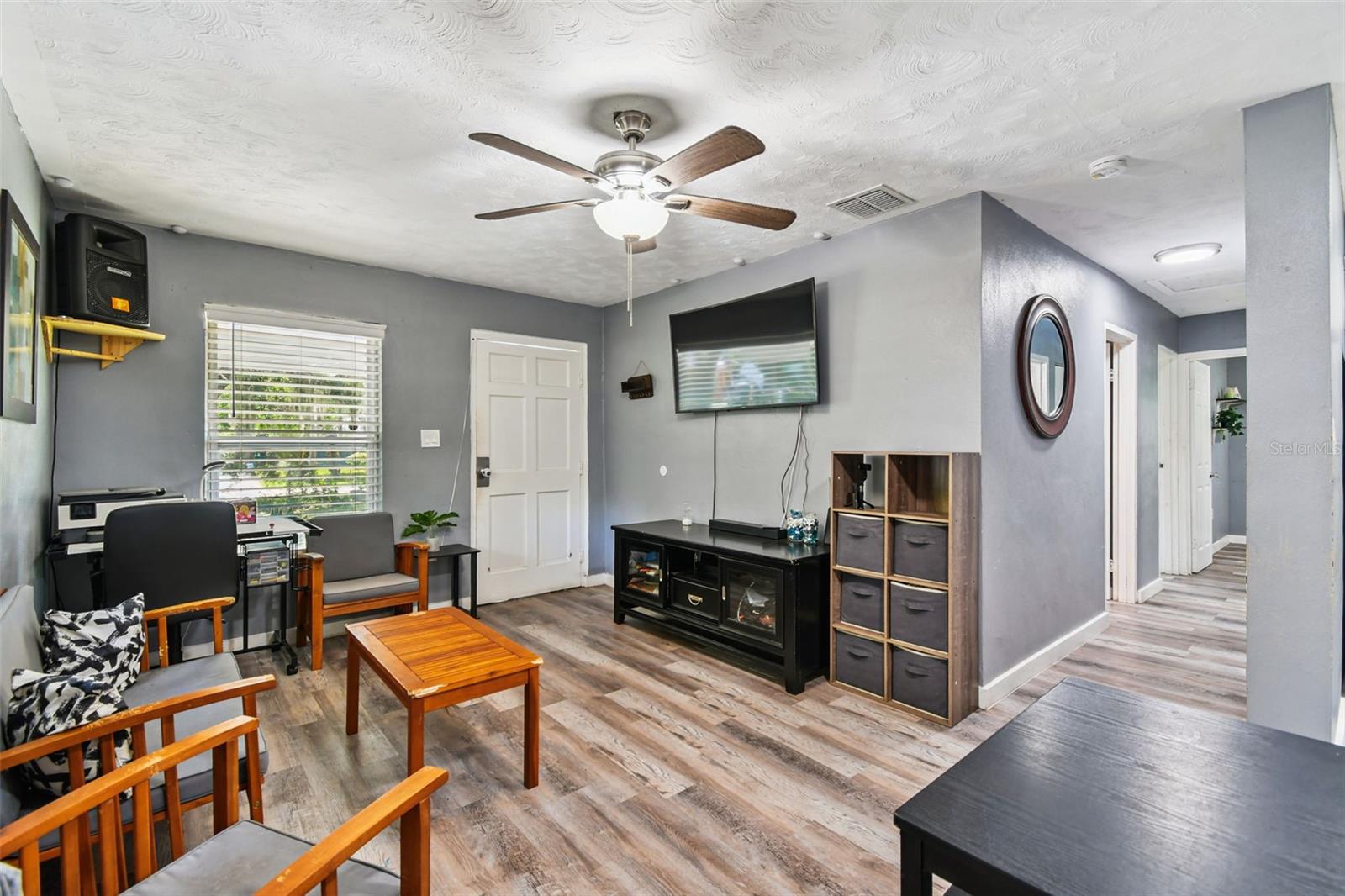 Image 6 of 33 For 1615 Jefferson Drive