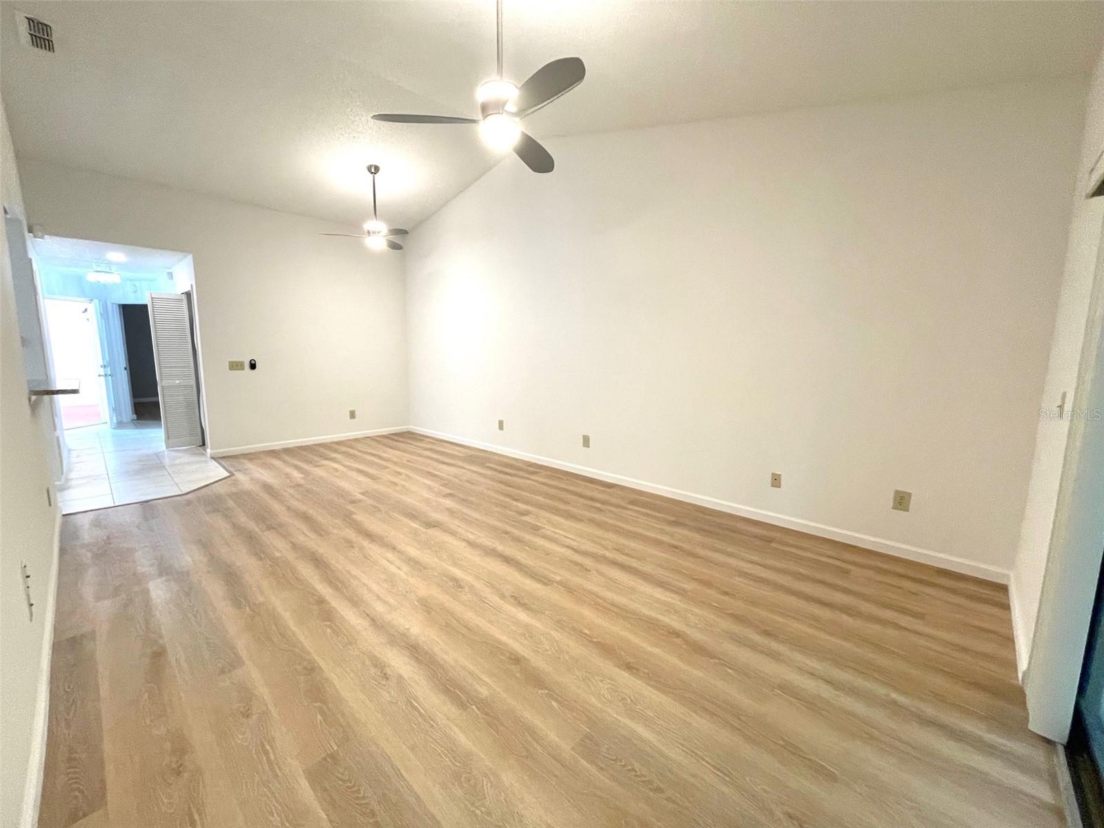 Image 6 of 14 For 7531 Sugar Bend Drive 7531