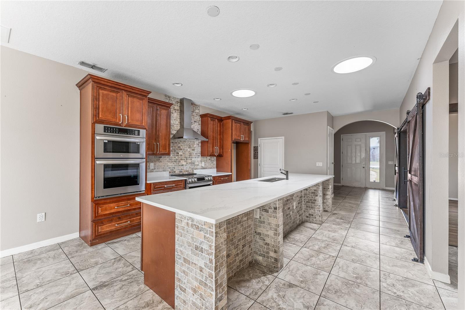 Image 11 of 30 For 9195 Chandler Drive