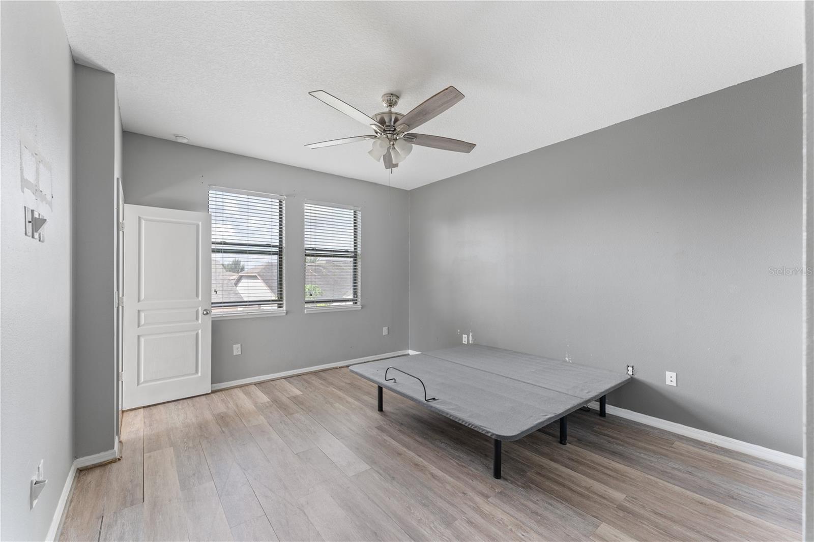 Image 16 of 30 For 9195 Chandler Drive