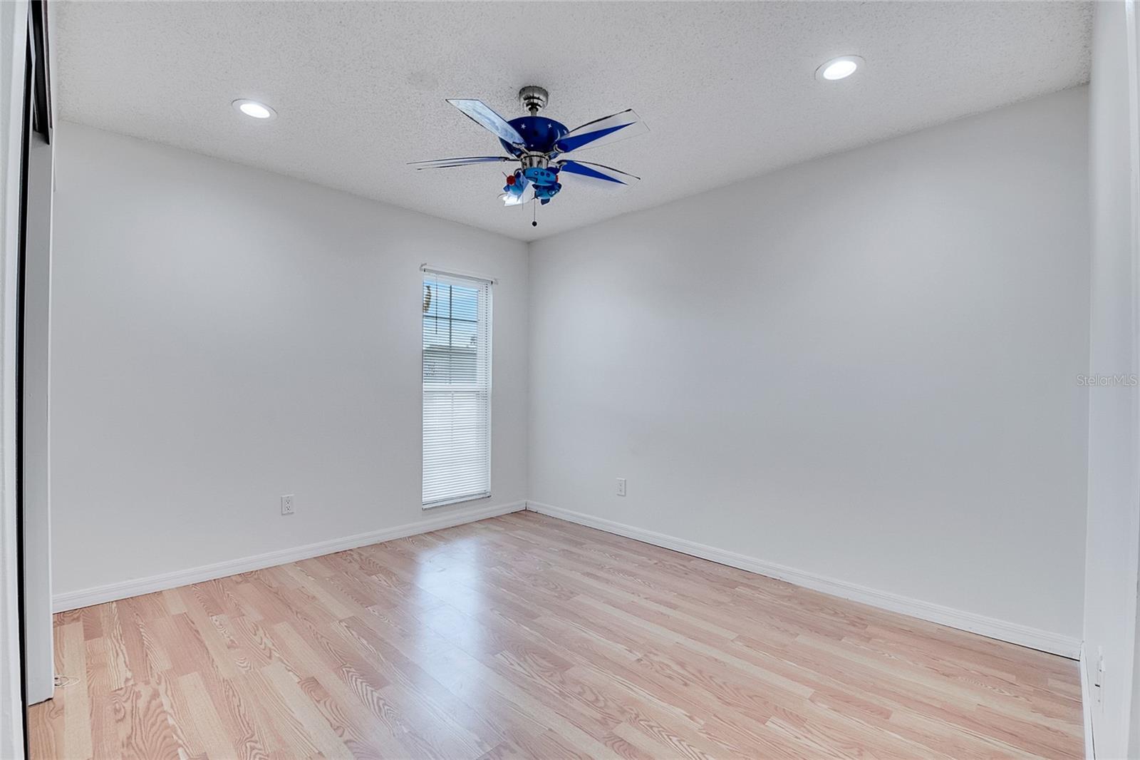 Image 47 of 51 For 219 Iowa Woods Circle W