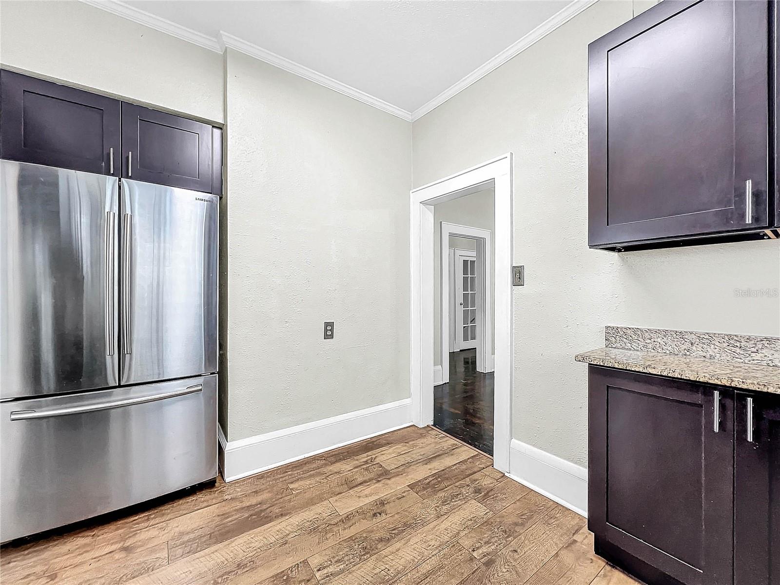 Image 12 of 18 For 731 Avenue A Sw