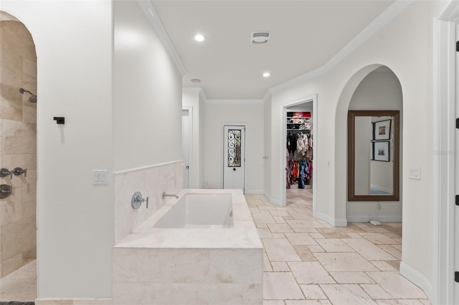 Image 42 of 82 For 10339 Hart Branch Circle