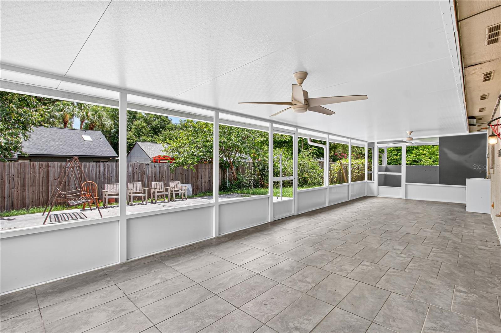 Image 14 of 22 For 300 Dublin Drive
