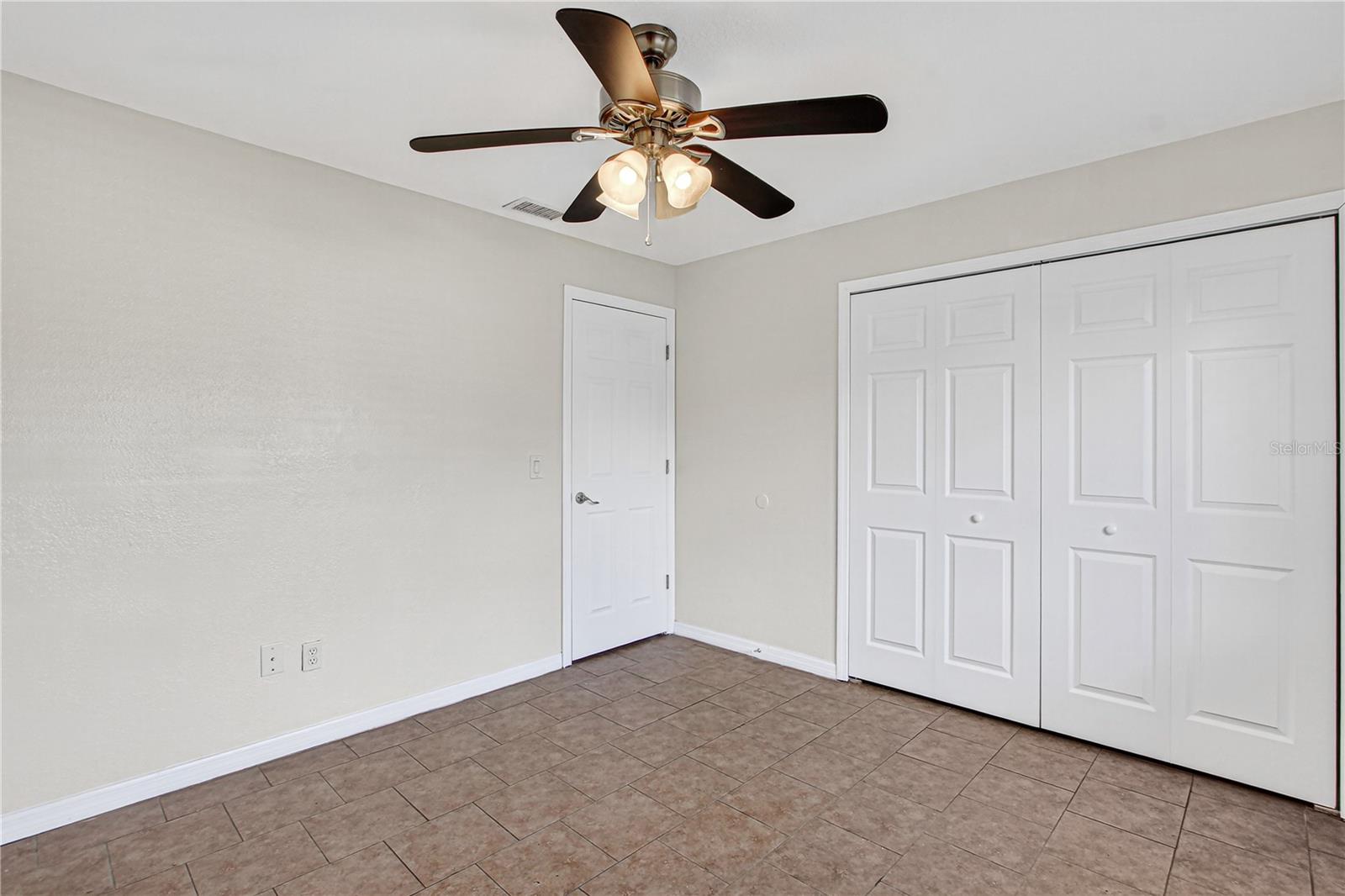 Image 17 of 22 For 300 Dublin Drive