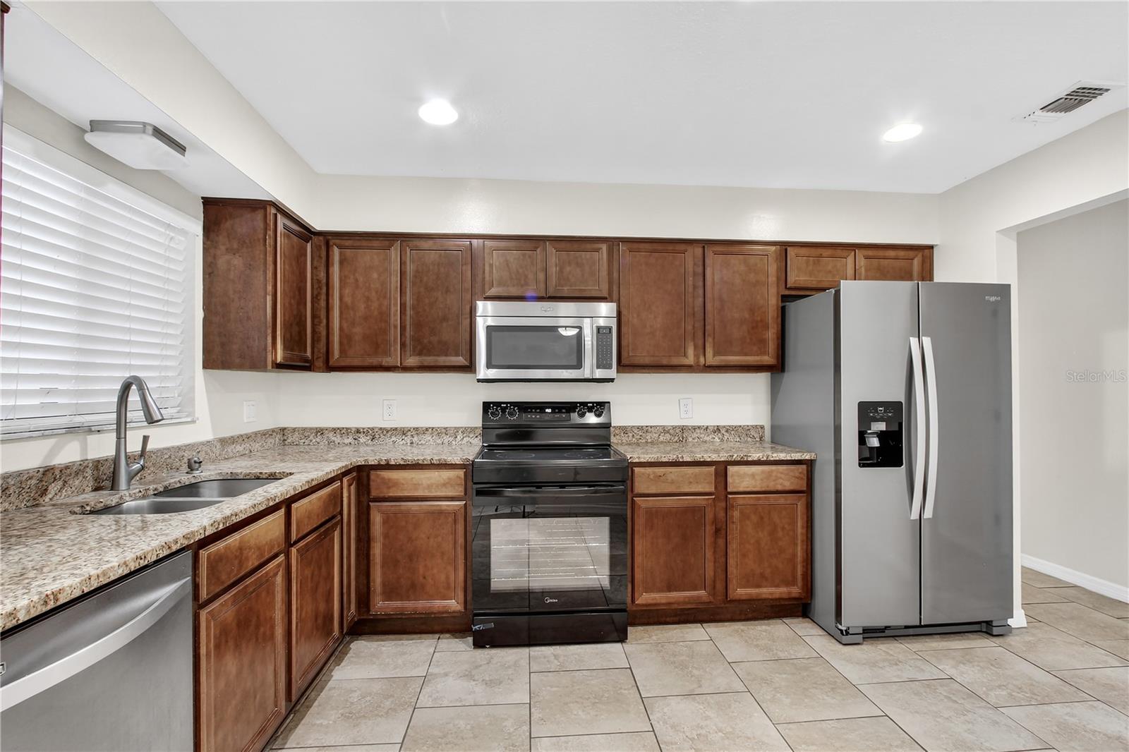 Image 6 of 22 For 300 Dublin Drive