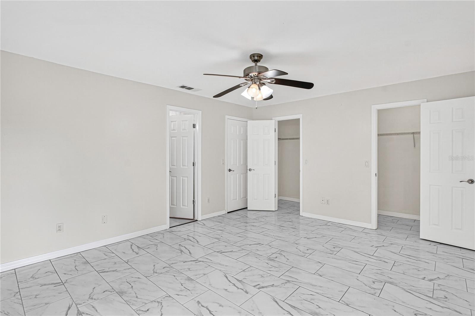 Image 8 of 22 For 300 Dublin Drive