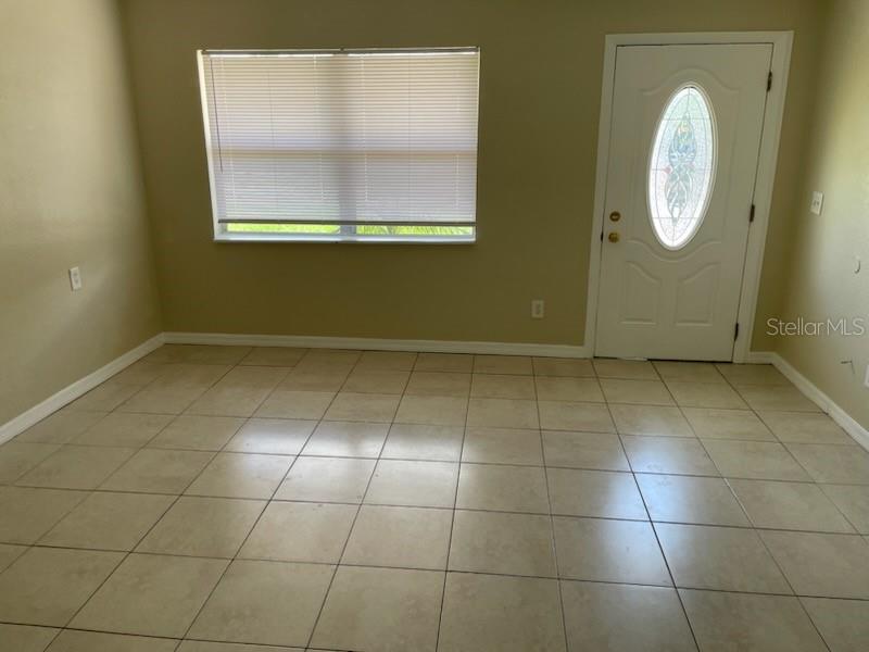 Image 7 of 17 For 6897 80th Avenue N
