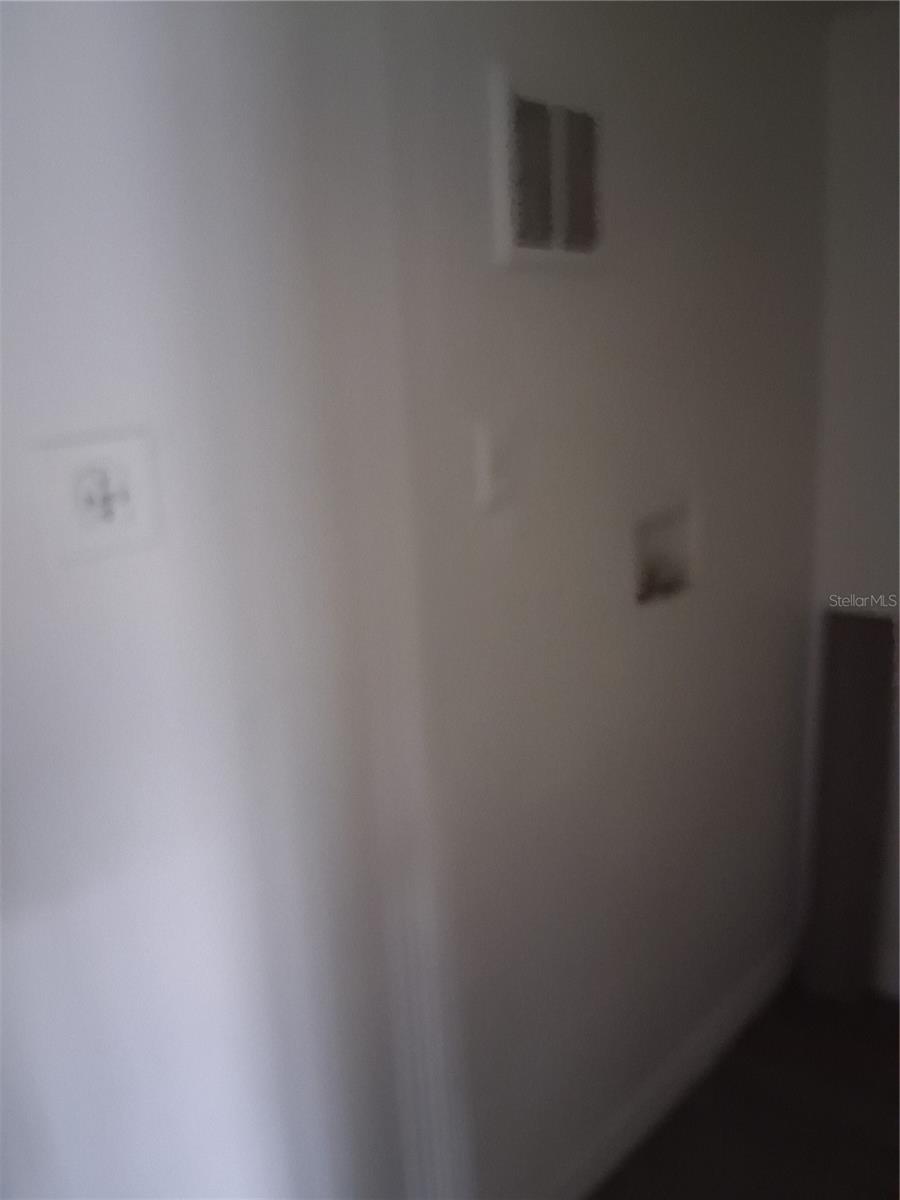 Image 2 of 18 For 325 Wymore Road 100
