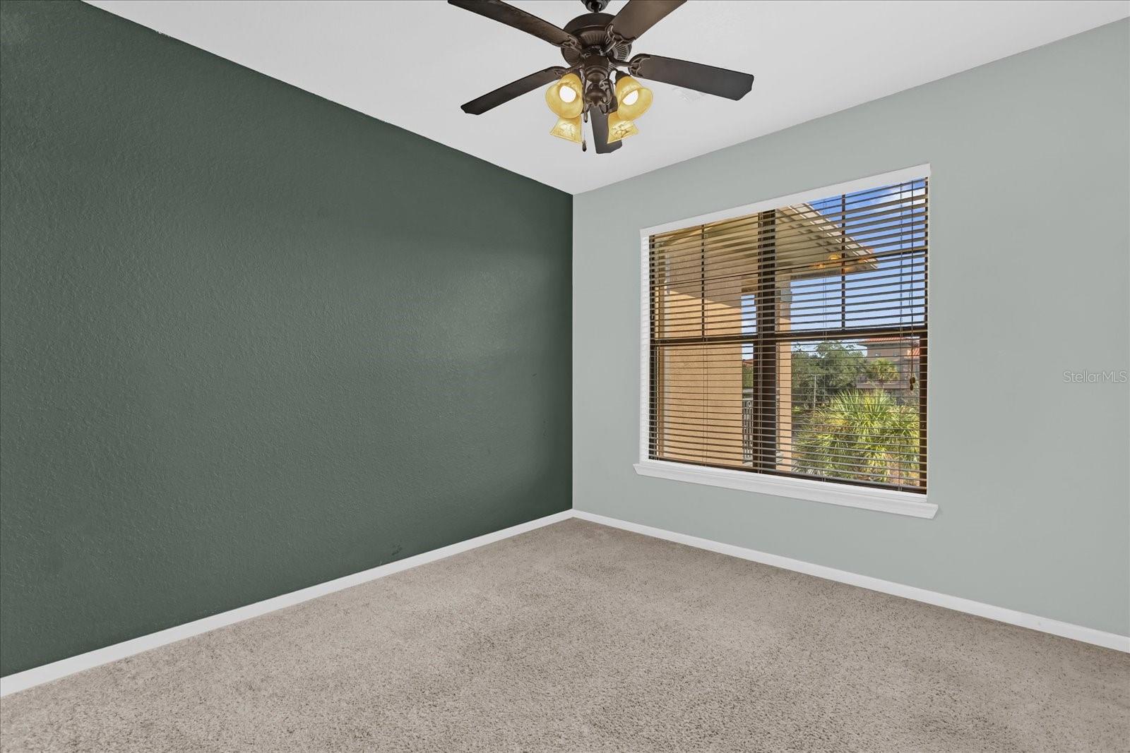 Image 16 of 25 For 914 Charo Parkway 132