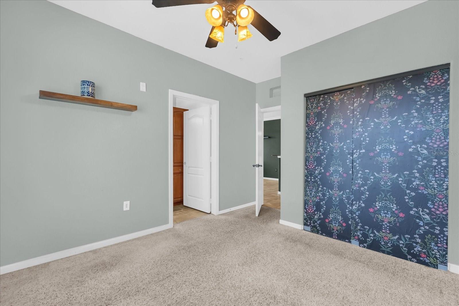 Image 18 of 25 For 914 Charo Parkway 132