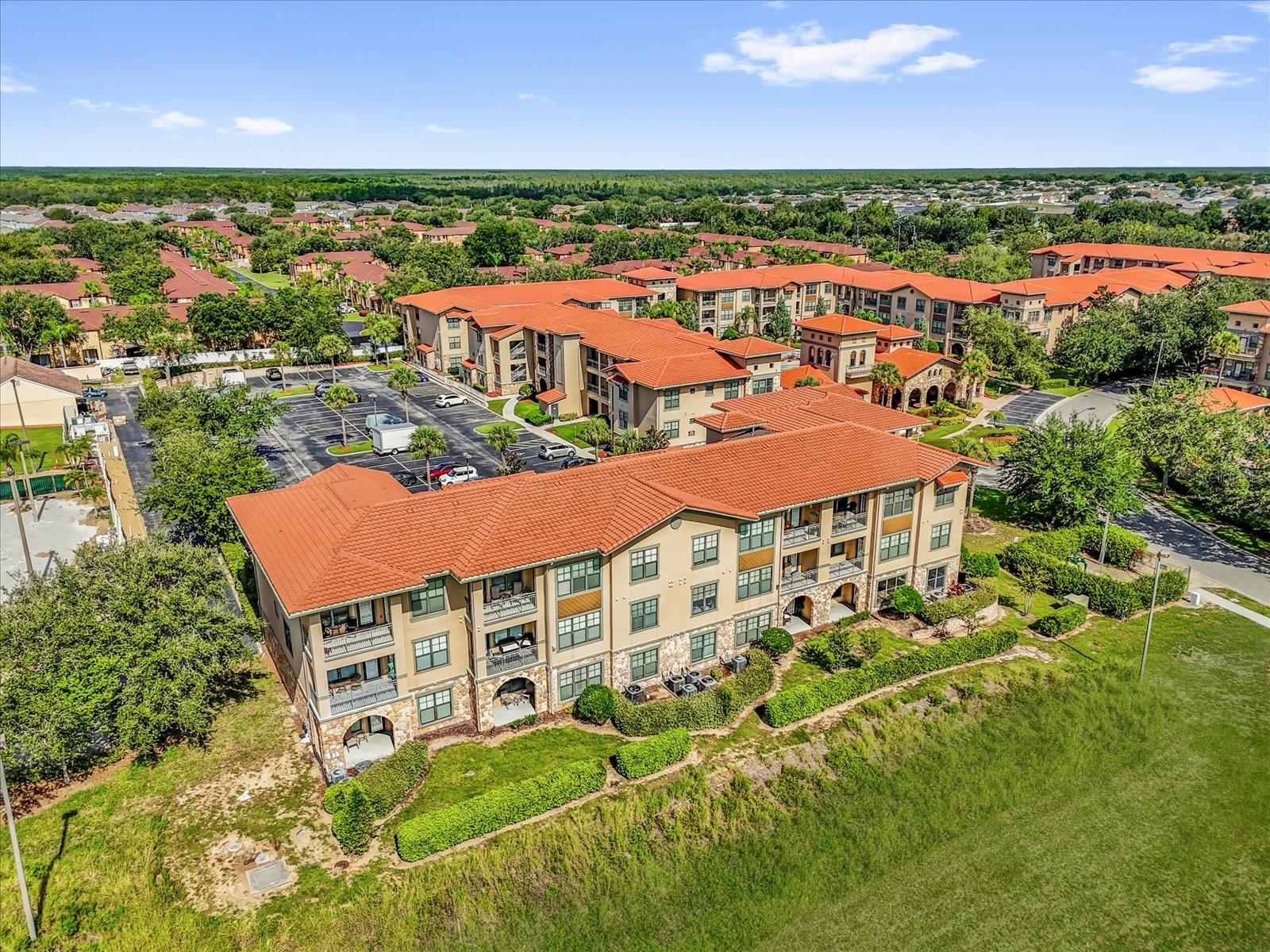 Image 2 of 25 For 914 Charo Parkway 132