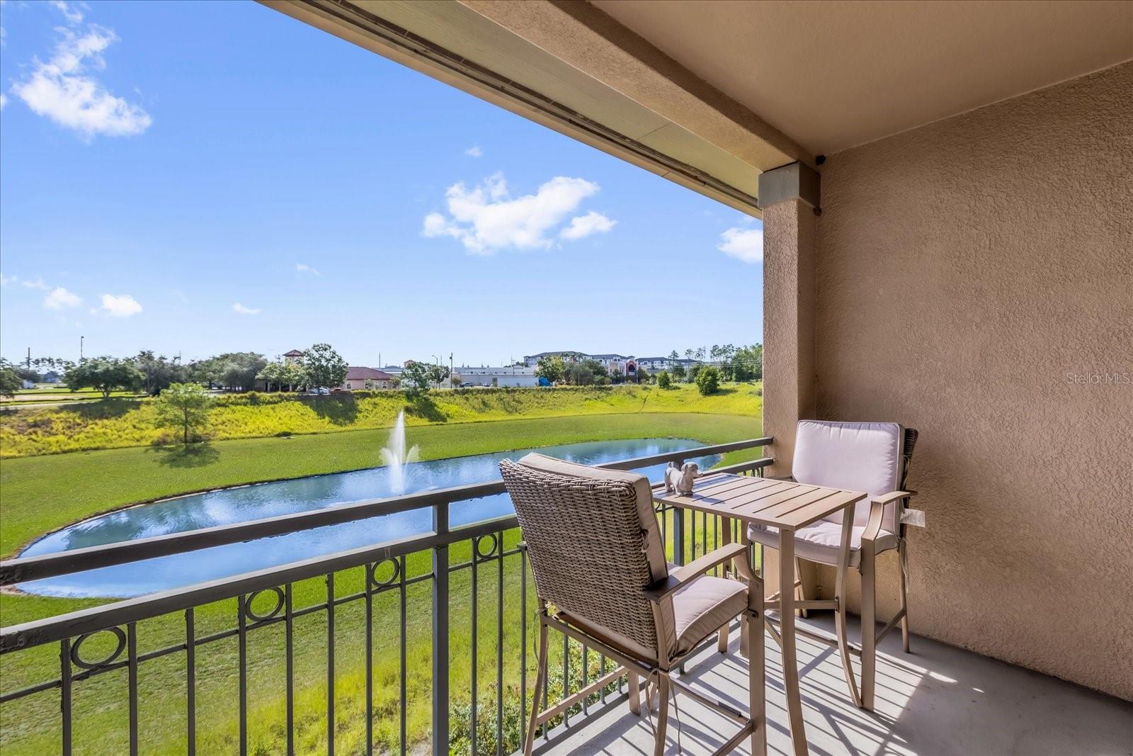 Image 22 of 25 For 914 Charo Parkway 132