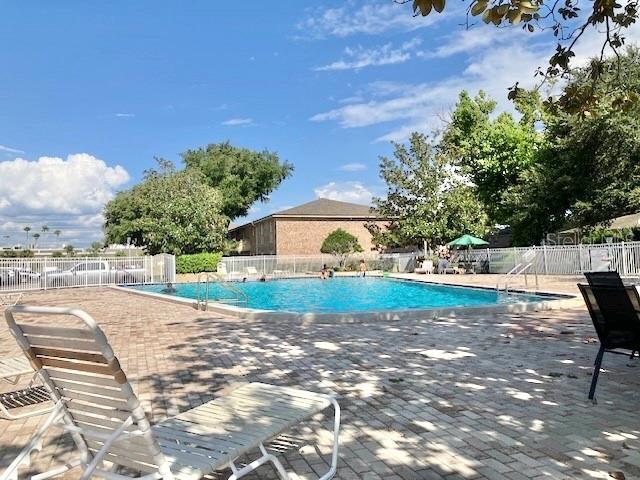 Image 15 of 15 For 460 Banyon Tree Circle 202