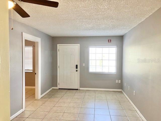 Image 5 of 15 For 460 Banyon Tree Circle 202