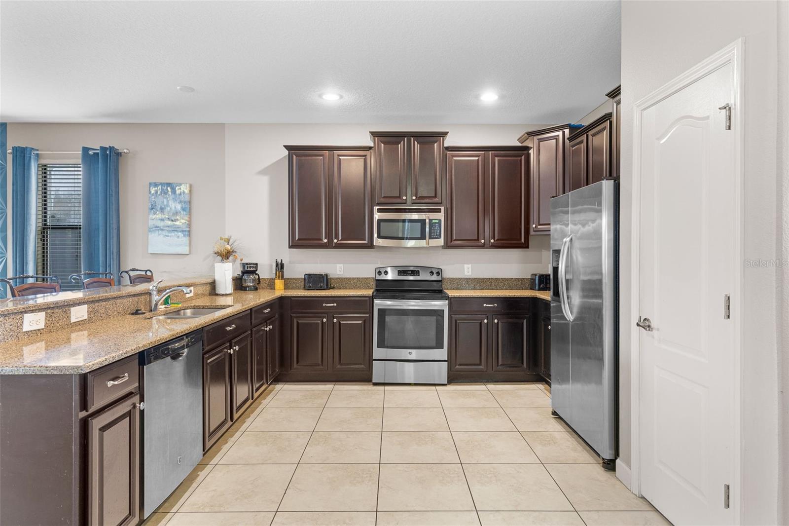 Image 16 of 50 For 1419 Wexford Way