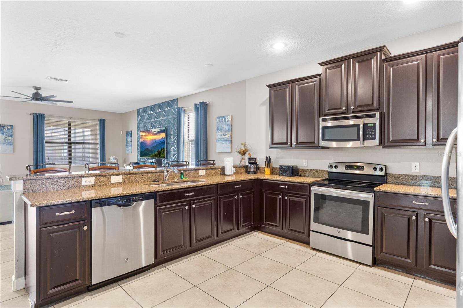 Image 18 of 50 For 1419 Wexford Way