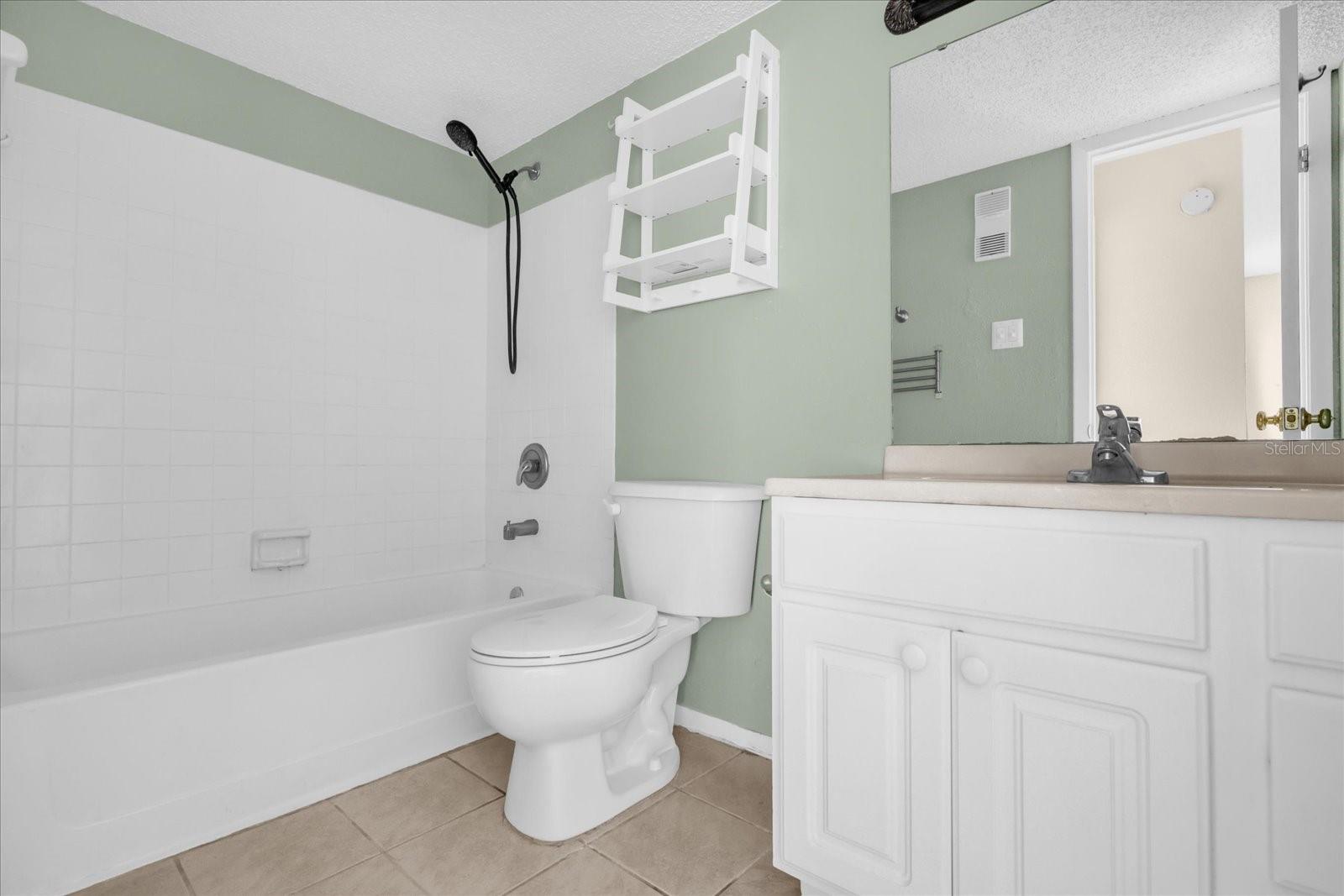 Image 13 of 24 For 3772 Idlebrook Circle 100