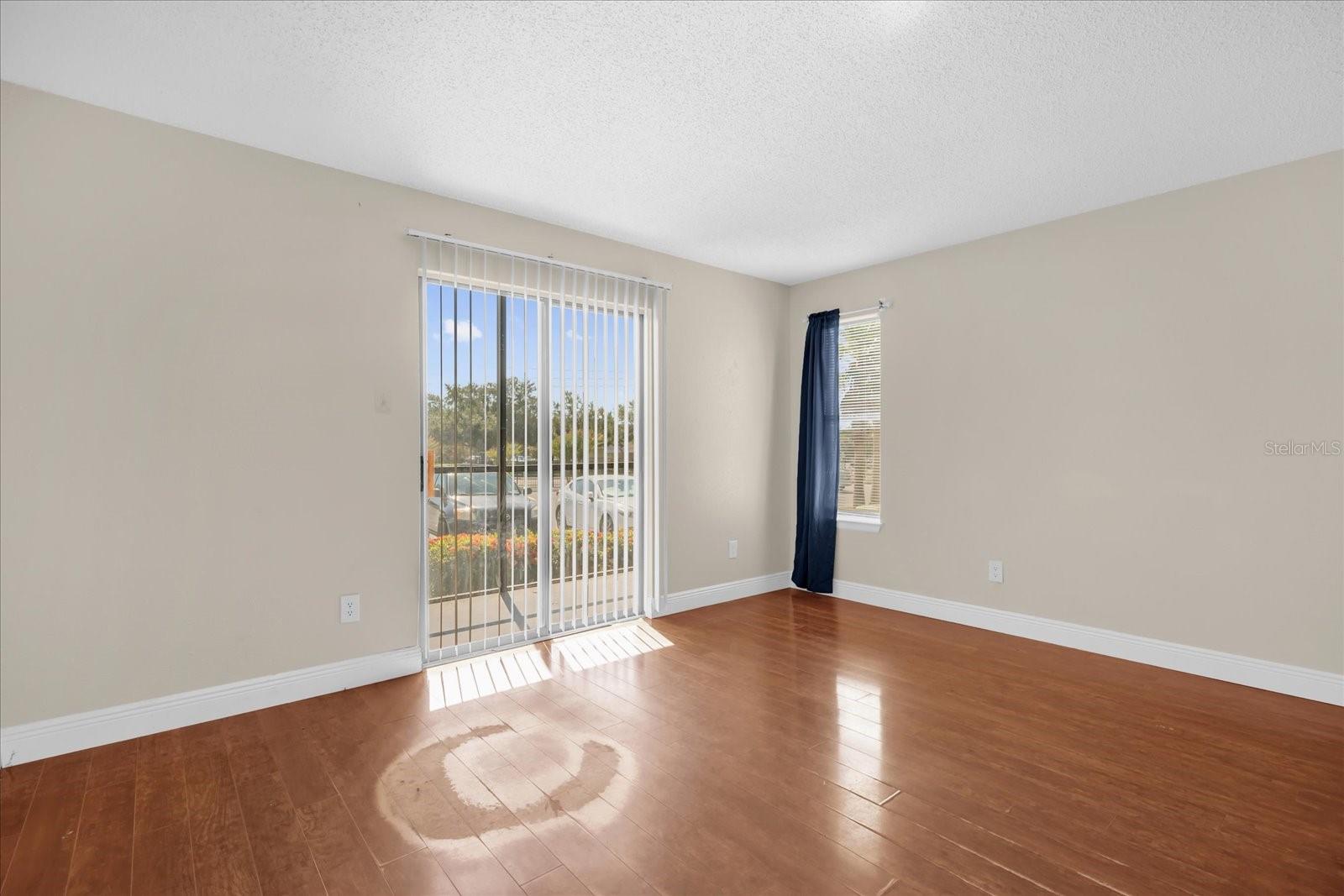 Image 4 of 24 For 3772 Idlebrook Circle 100