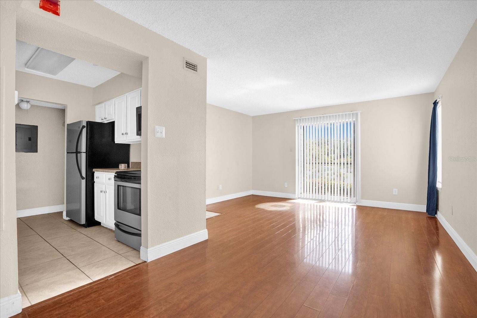 Image 5 of 24 For 3772 Idlebrook Circle 100
