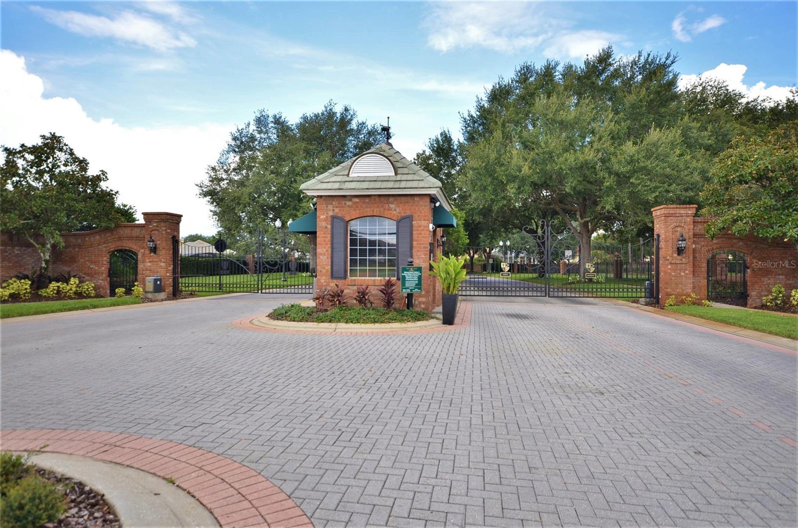 Image 27 of 31 For 10860 Woodchase Circle