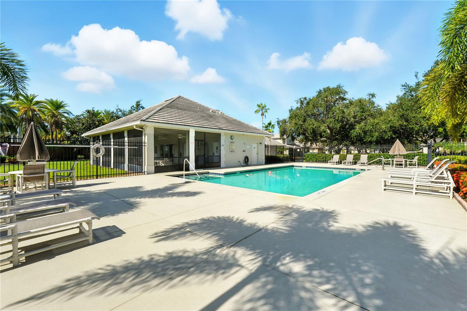 Image 28 of 31 For 10860 Woodchase Circle