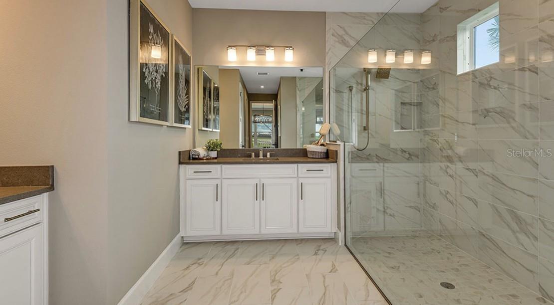 Image 7 of 23 For 672 Junonia Boulevard
