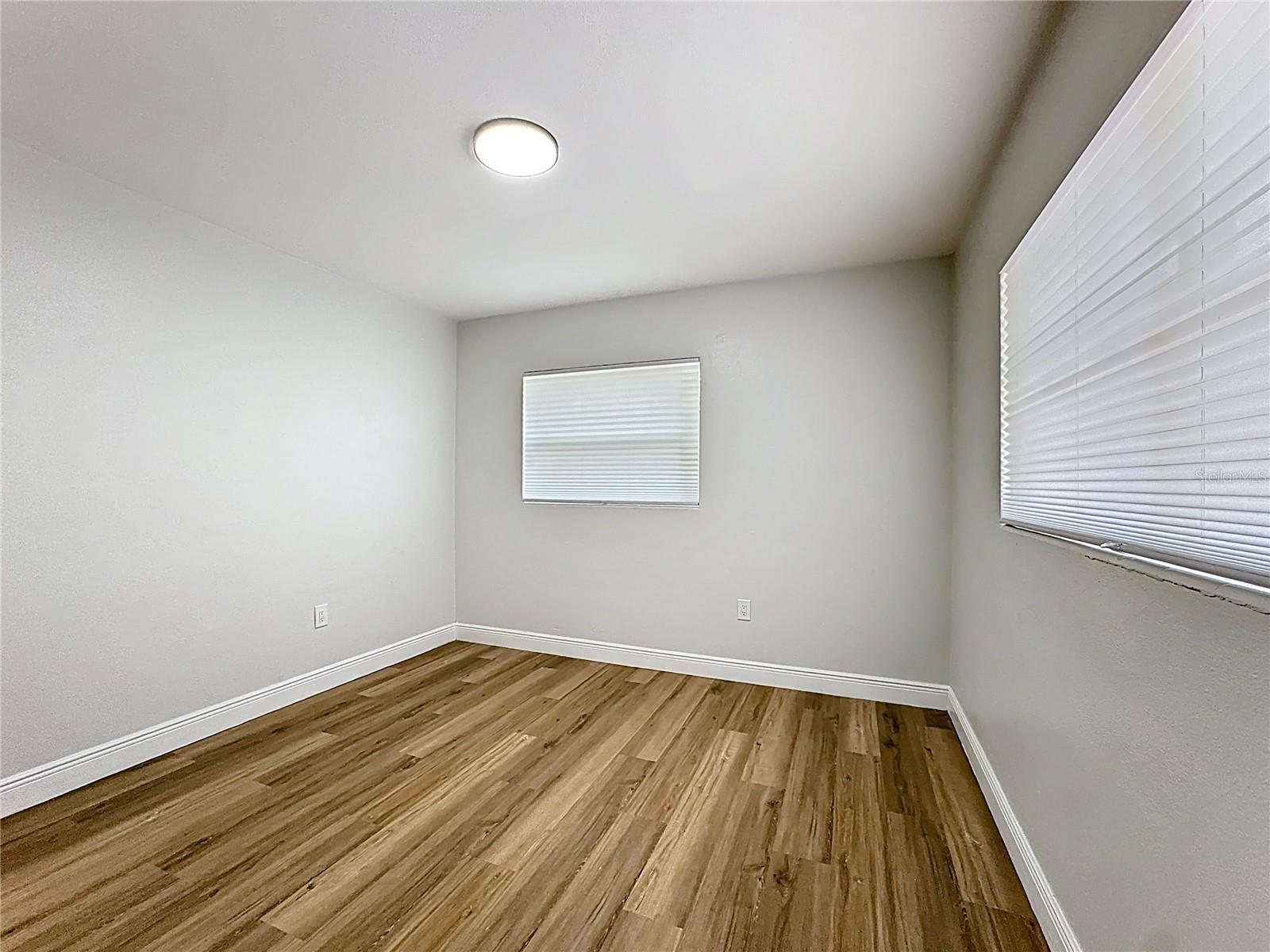 Image 18 of 26 For 2029 Golf Vista Court