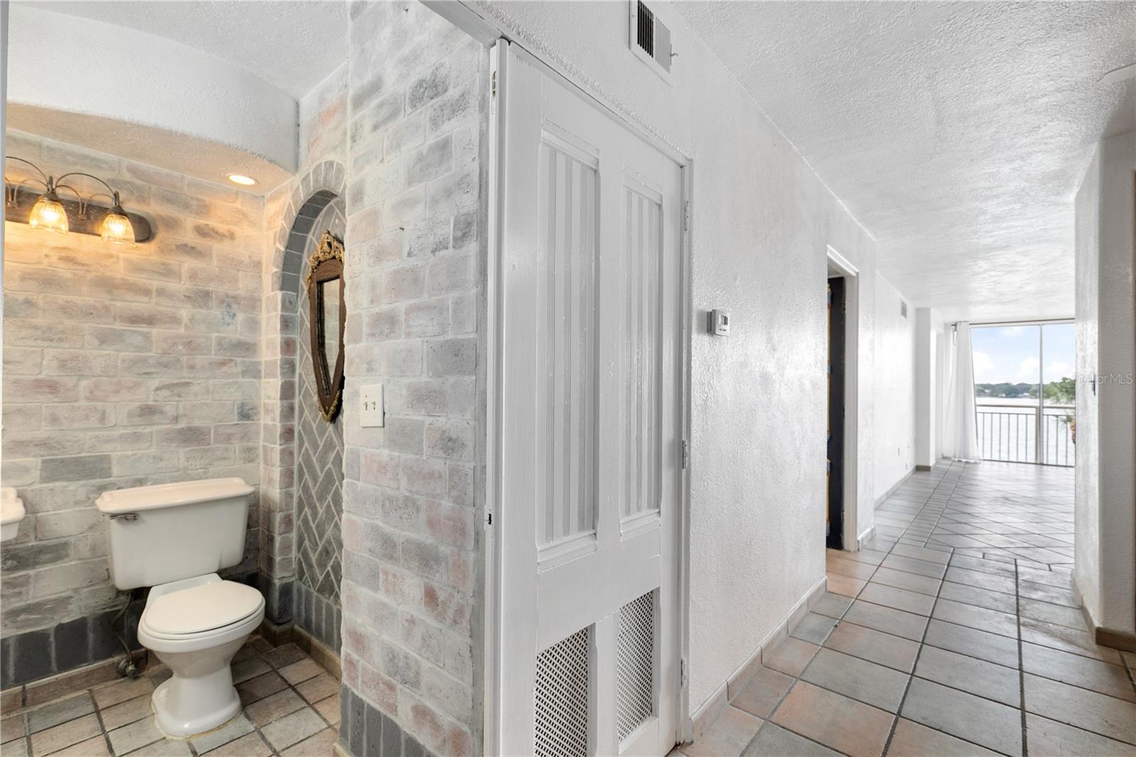 Image 4 of 30 For 690 Osceola Avenue 407