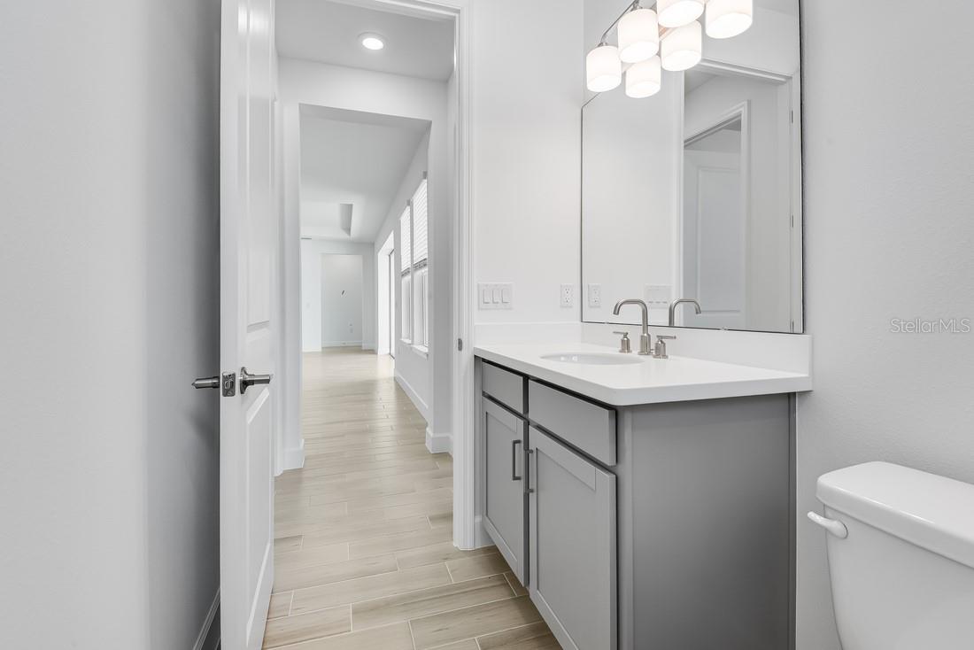 Image 27 of 38 For 668 Junonia Boulevard