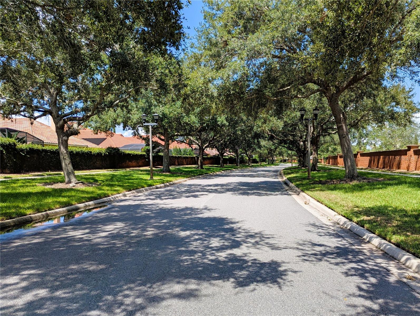 Image 32 of 41 For 1451 Whitney Isles Drive