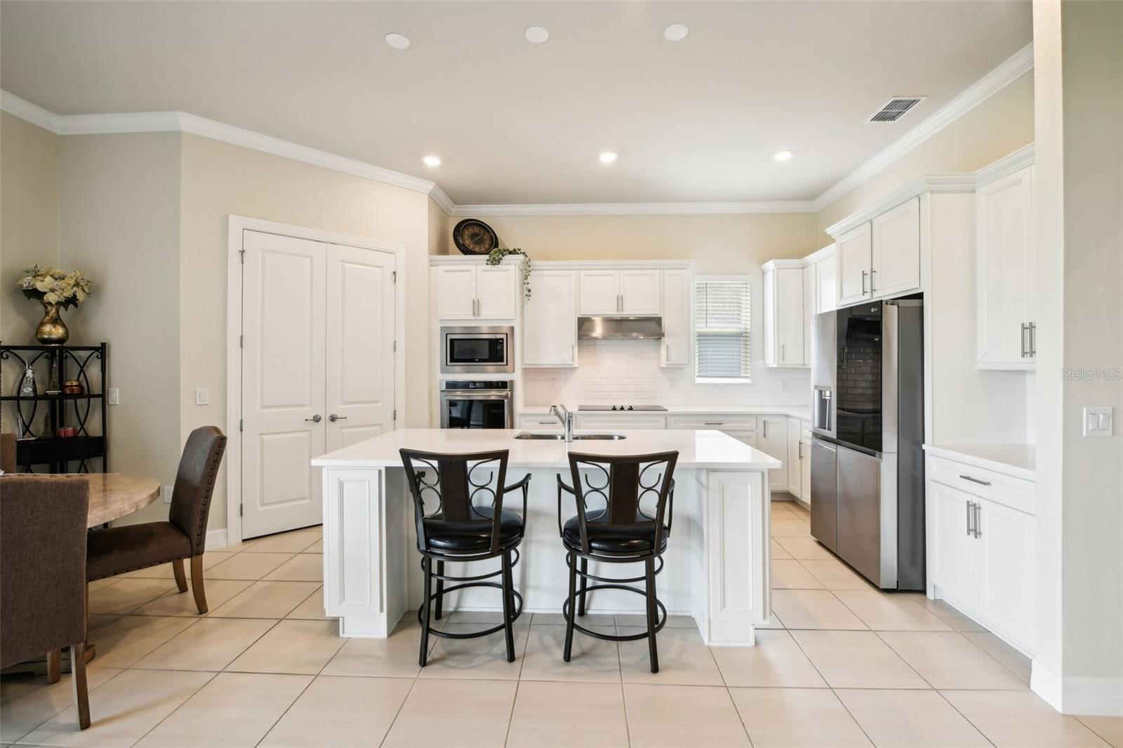 Image 11 of 31 For 4745 Marina Row Drive