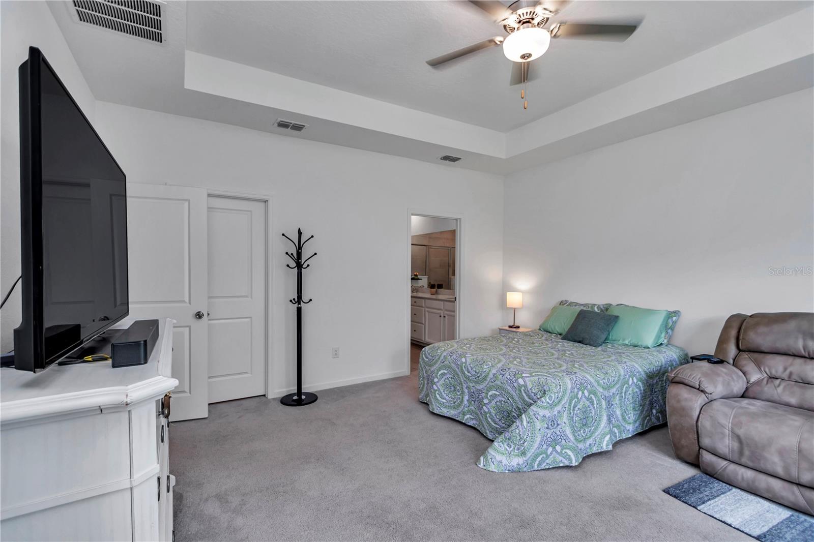Image 32 of 49 For 7513 77th Avenue