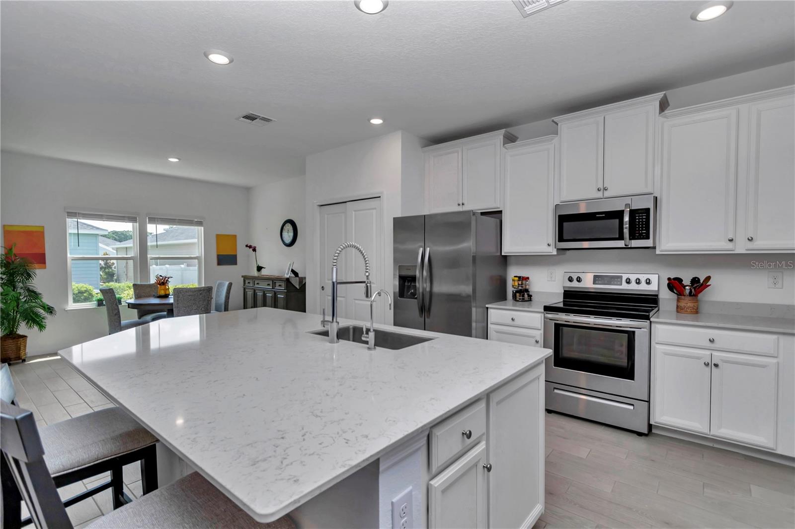 Image 4 of 49 For 7513 77th Avenue