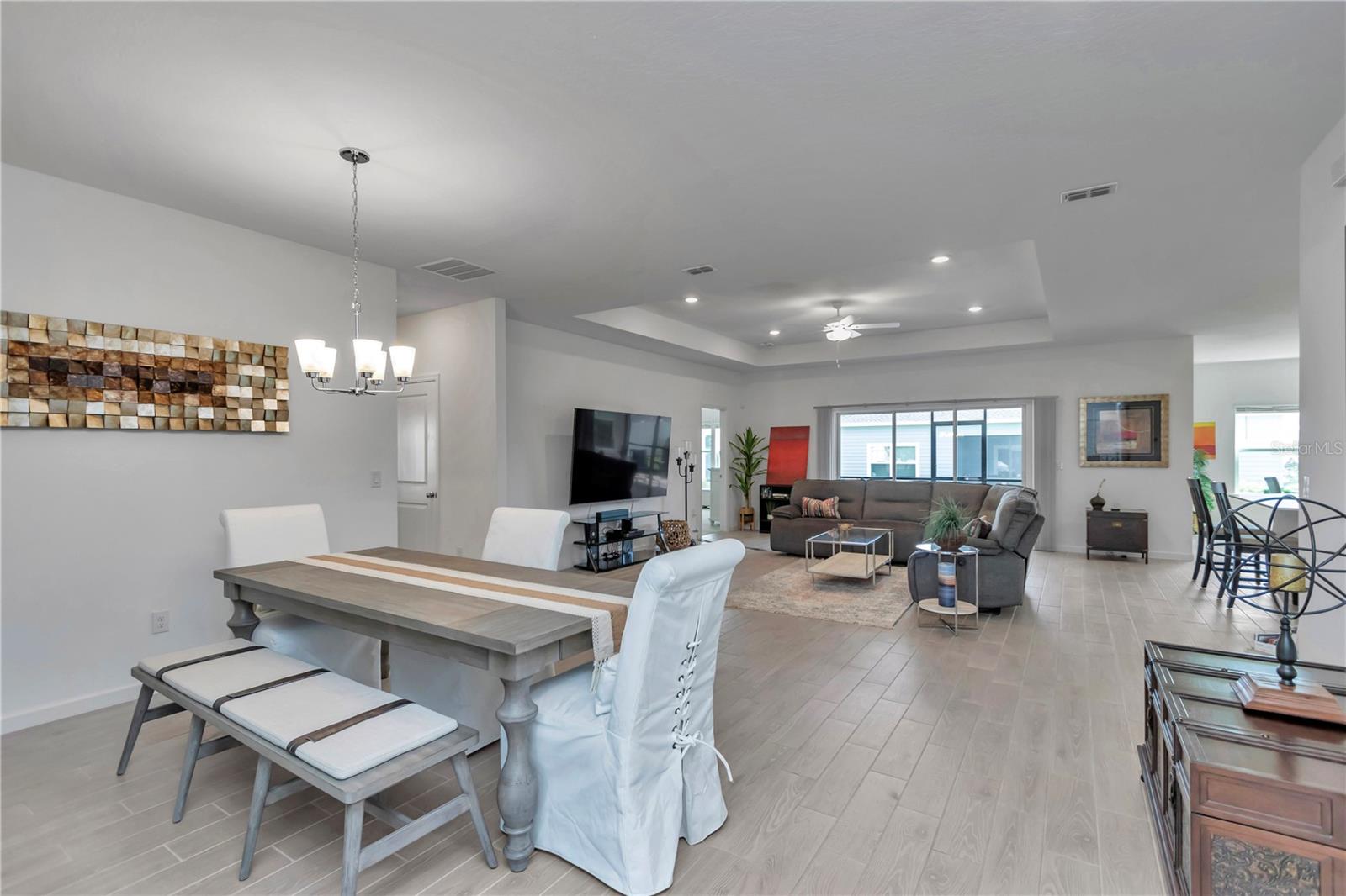 Image 5 of 49 For 7513 77th Avenue