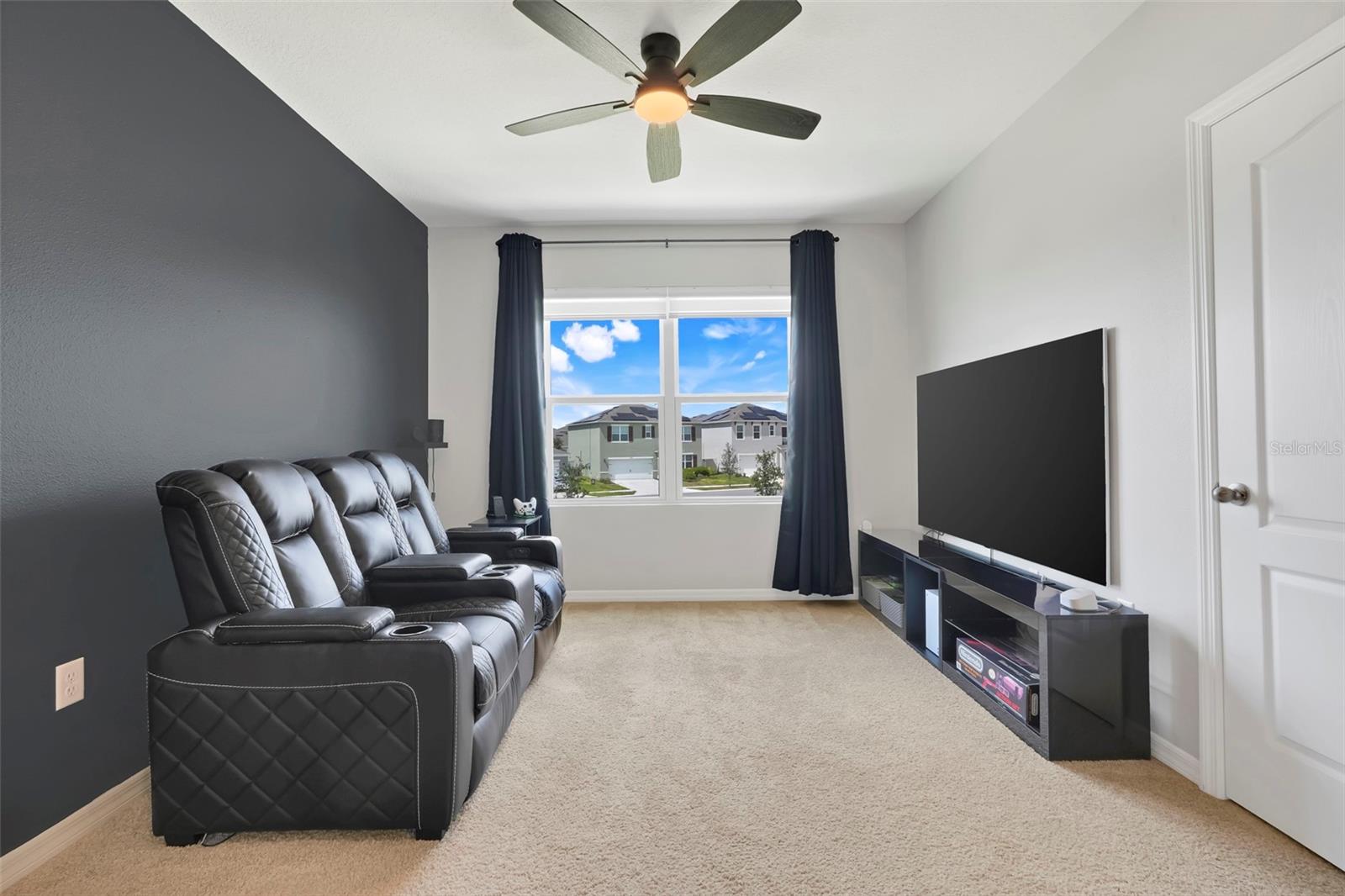 Image 13 of 35 For 4364 Deleon Street