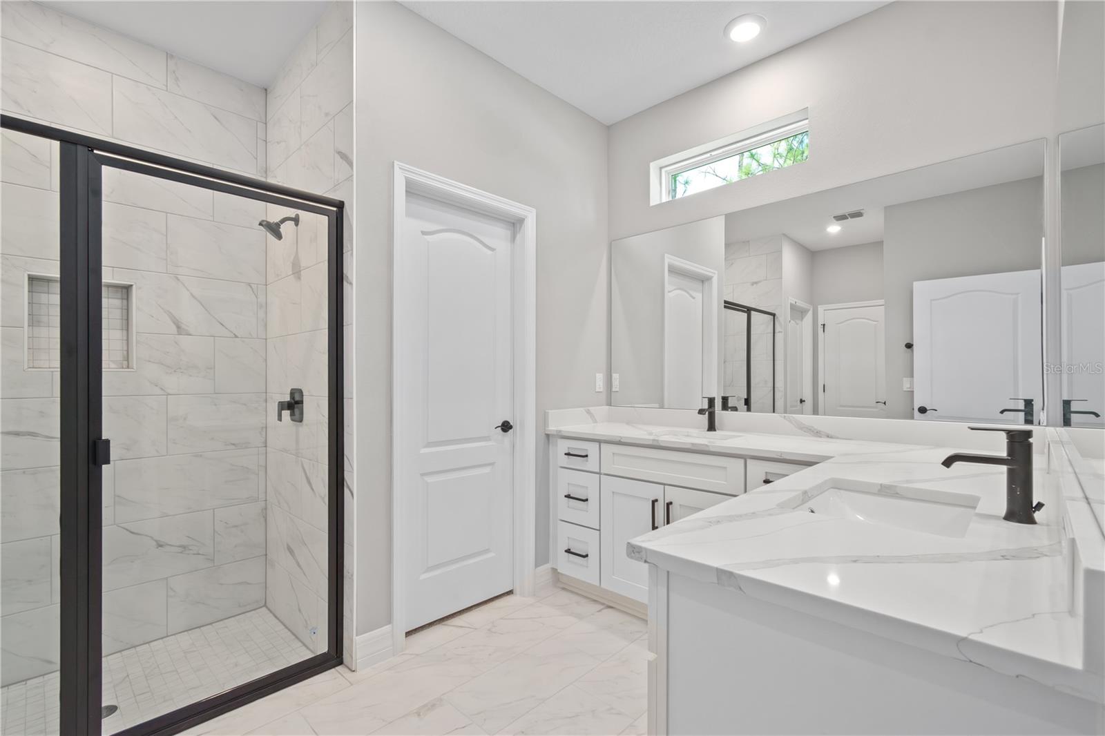 Listing photo id 22 for 13344 75th Court