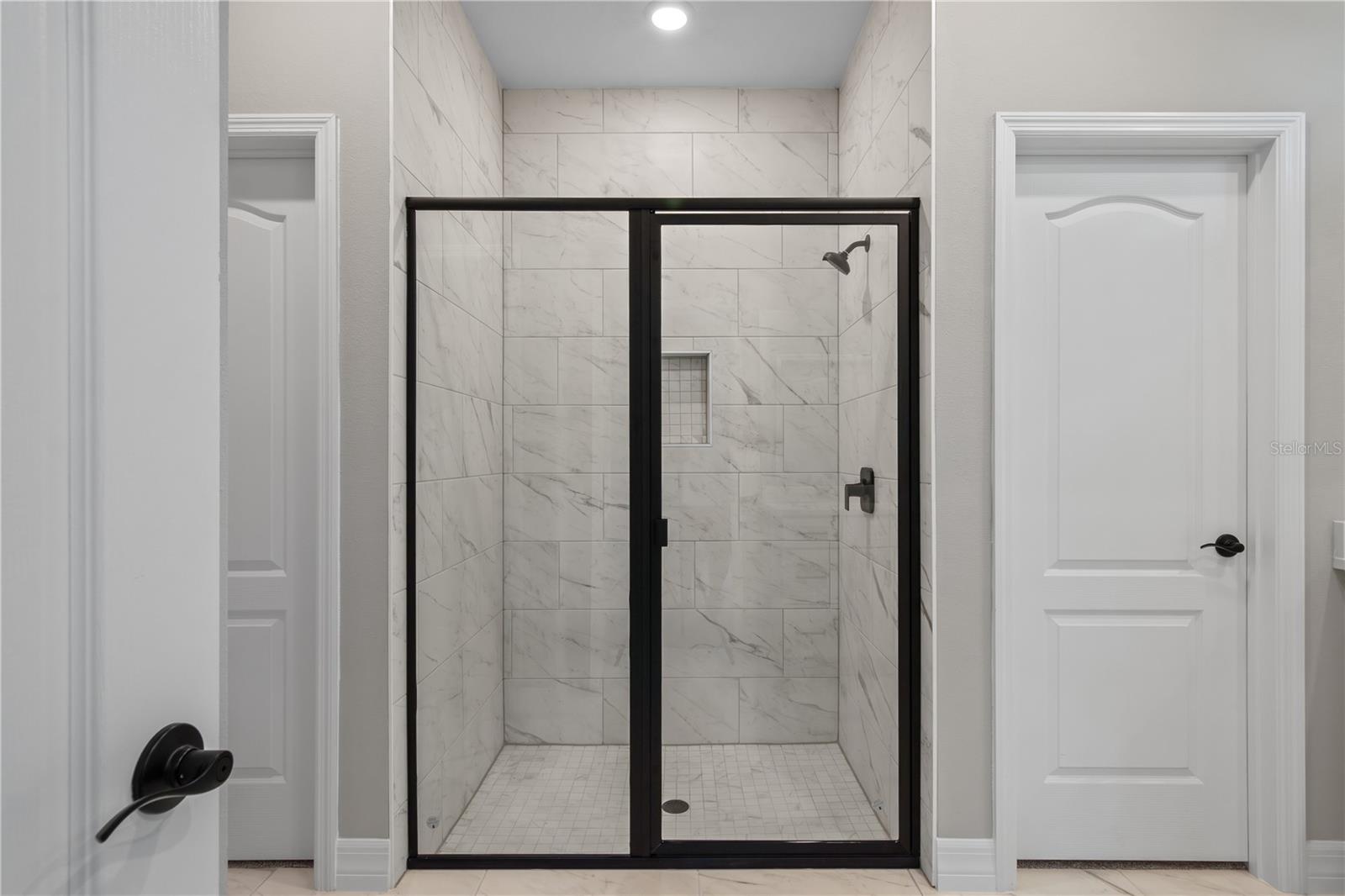 Listing photo id 24 for 13344 75th Court