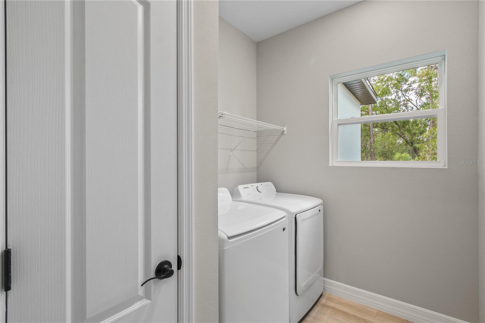 Listing photo id 41 for 13344 75th Court