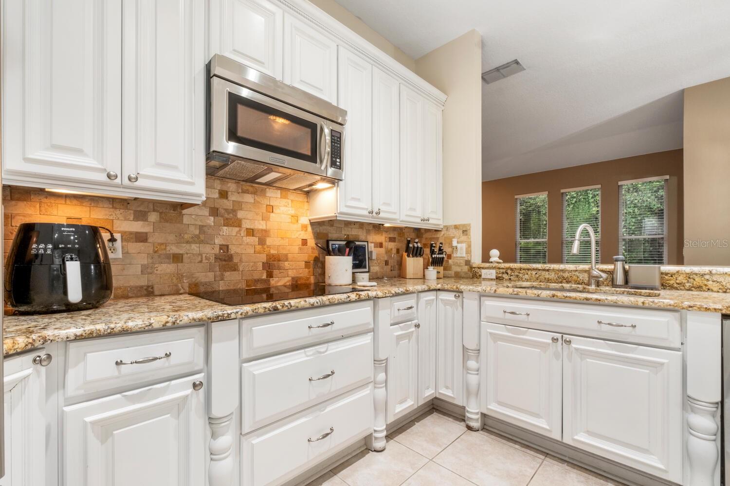 Image 10 of 32 For 8924 Heritage Bay Circle