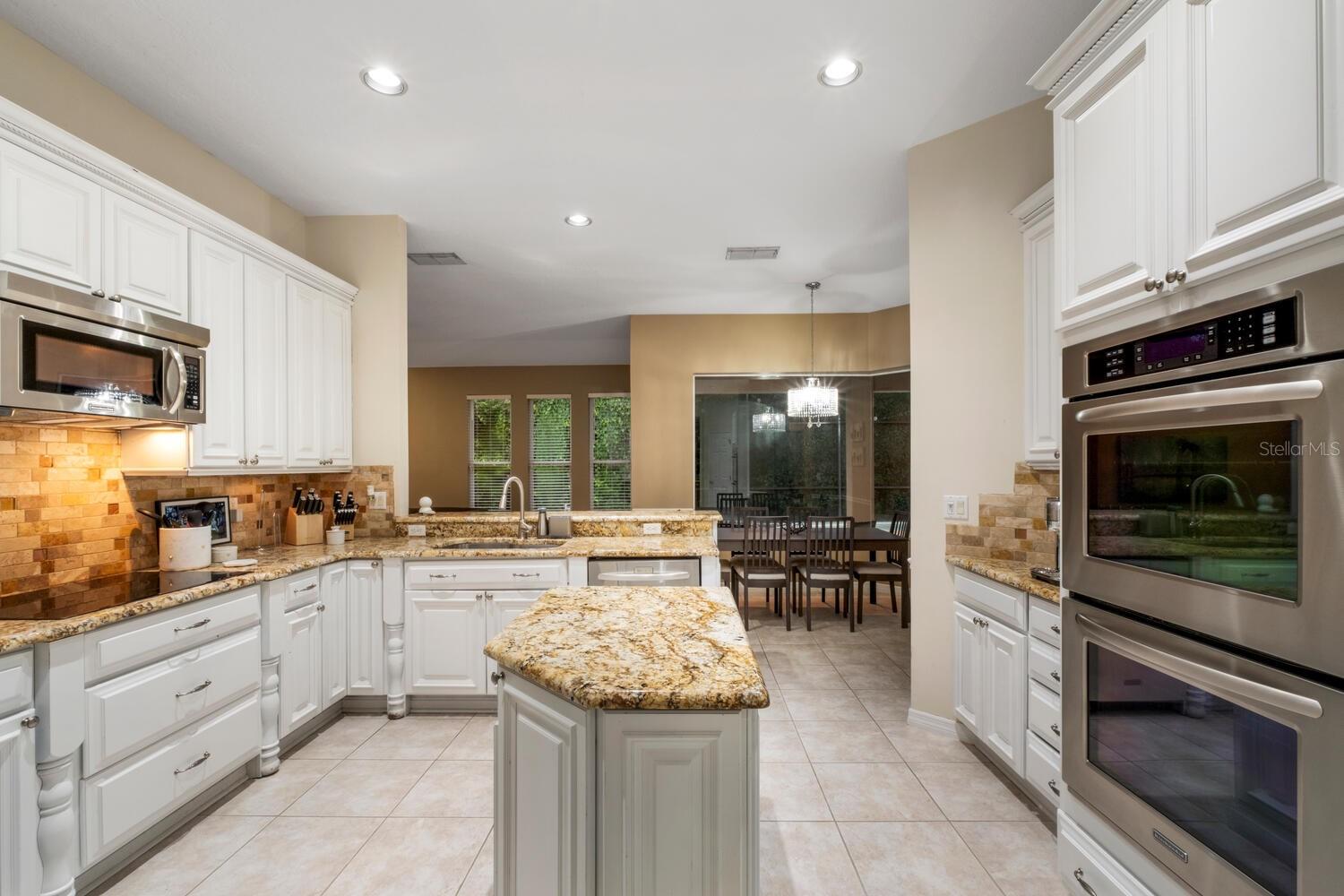 Image 11 of 32 For 8924 Heritage Bay Circle