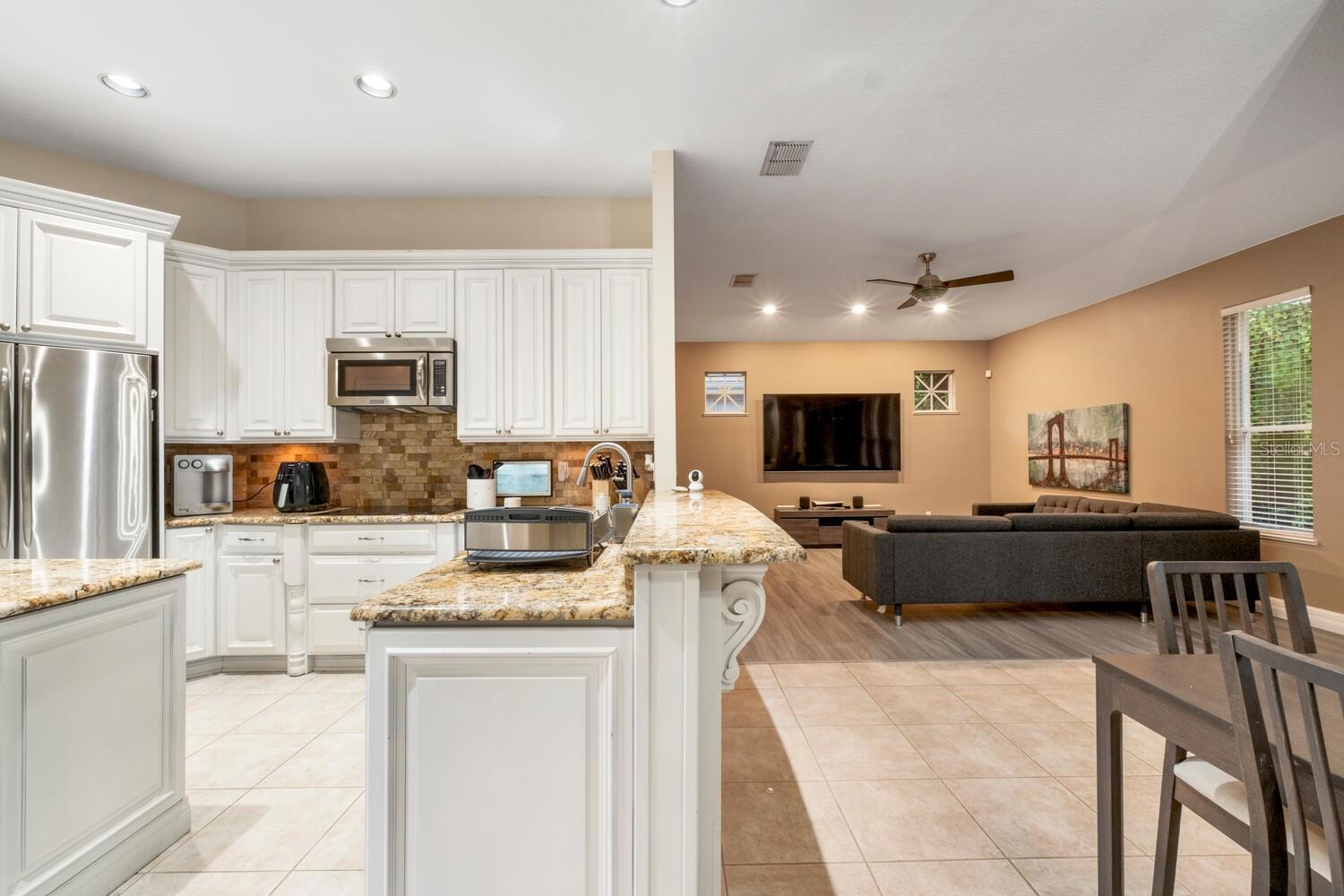 Image 12 of 32 For 8924 Heritage Bay Circle