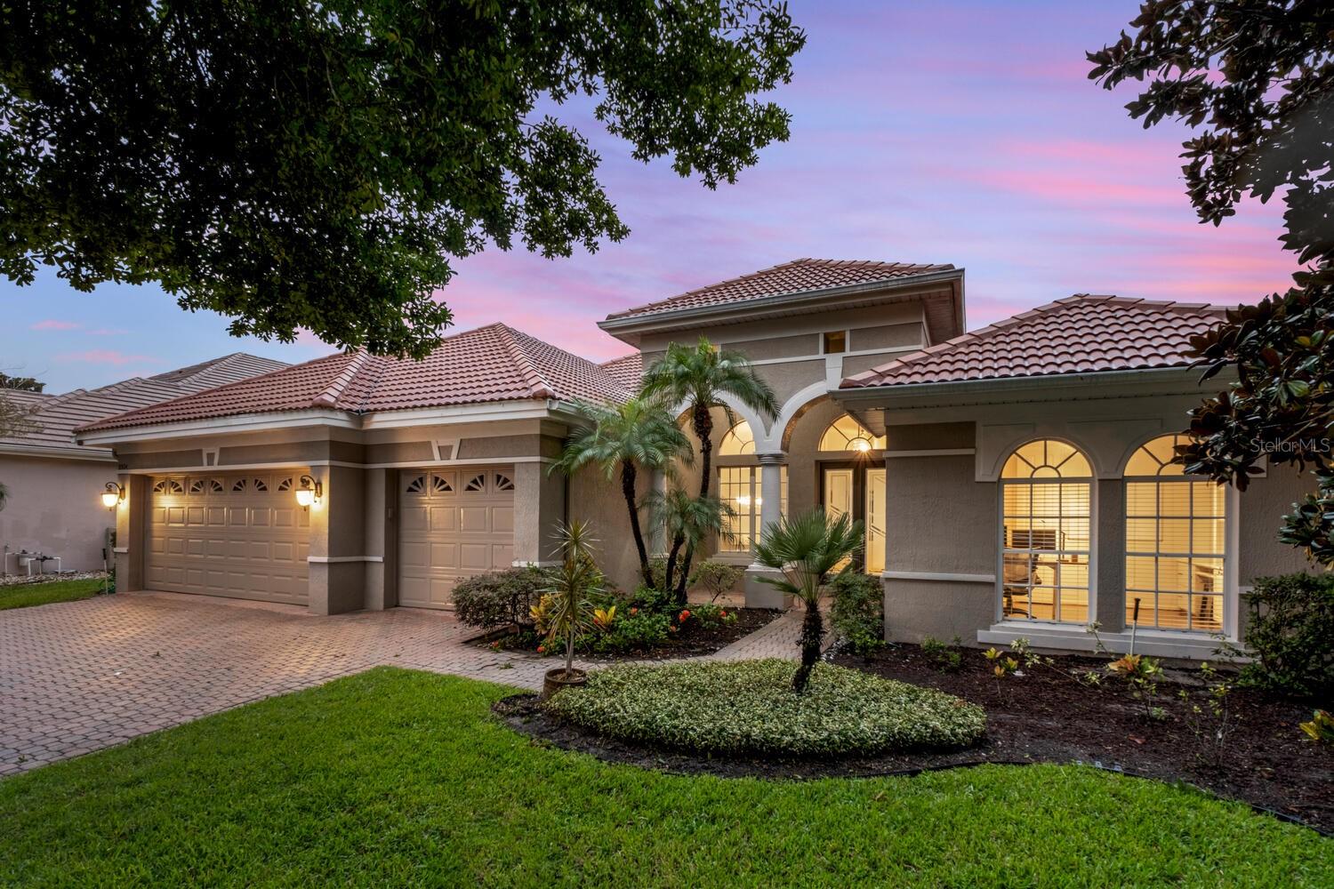 Image 2 of 32 For 8924 Heritage Bay Circle