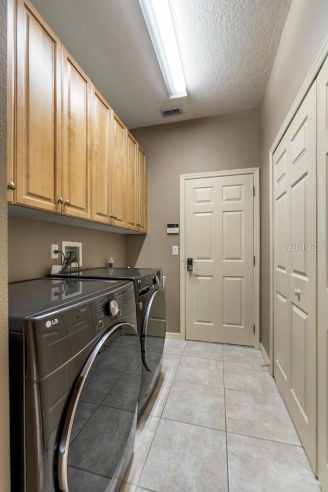 Image 28 of 32 For 8924 Heritage Bay Circle