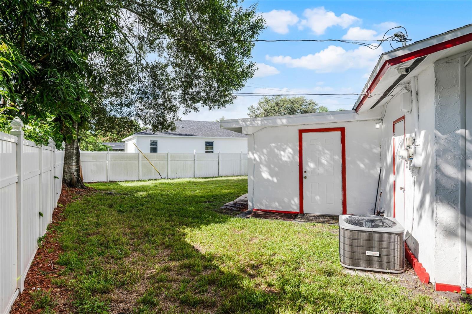 Image 10 of 21 For 1317 Moss Lane