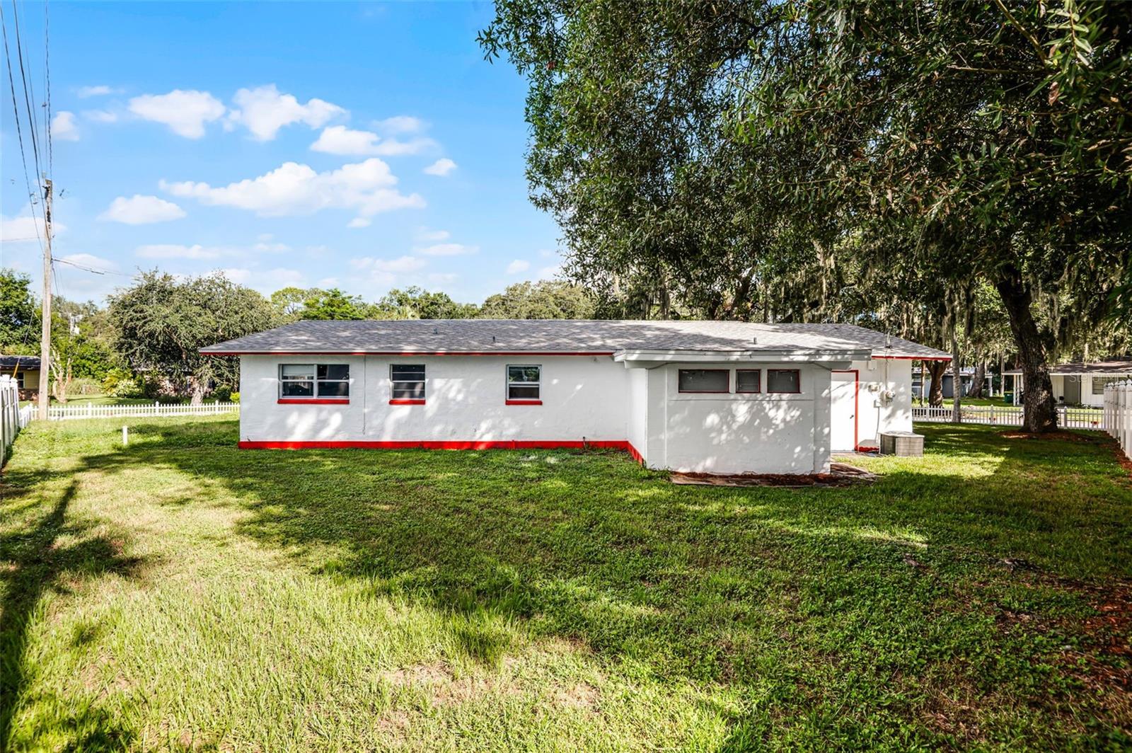 Image 7 of 21 For 1317 Moss Lane