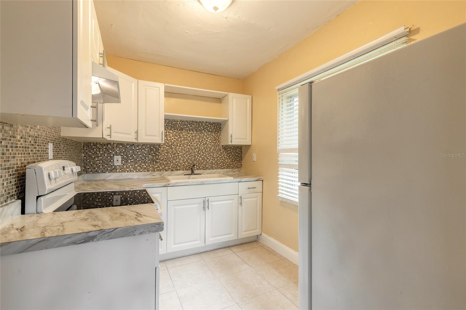 Image 14 of 37 For 730 Flanders Avenue
