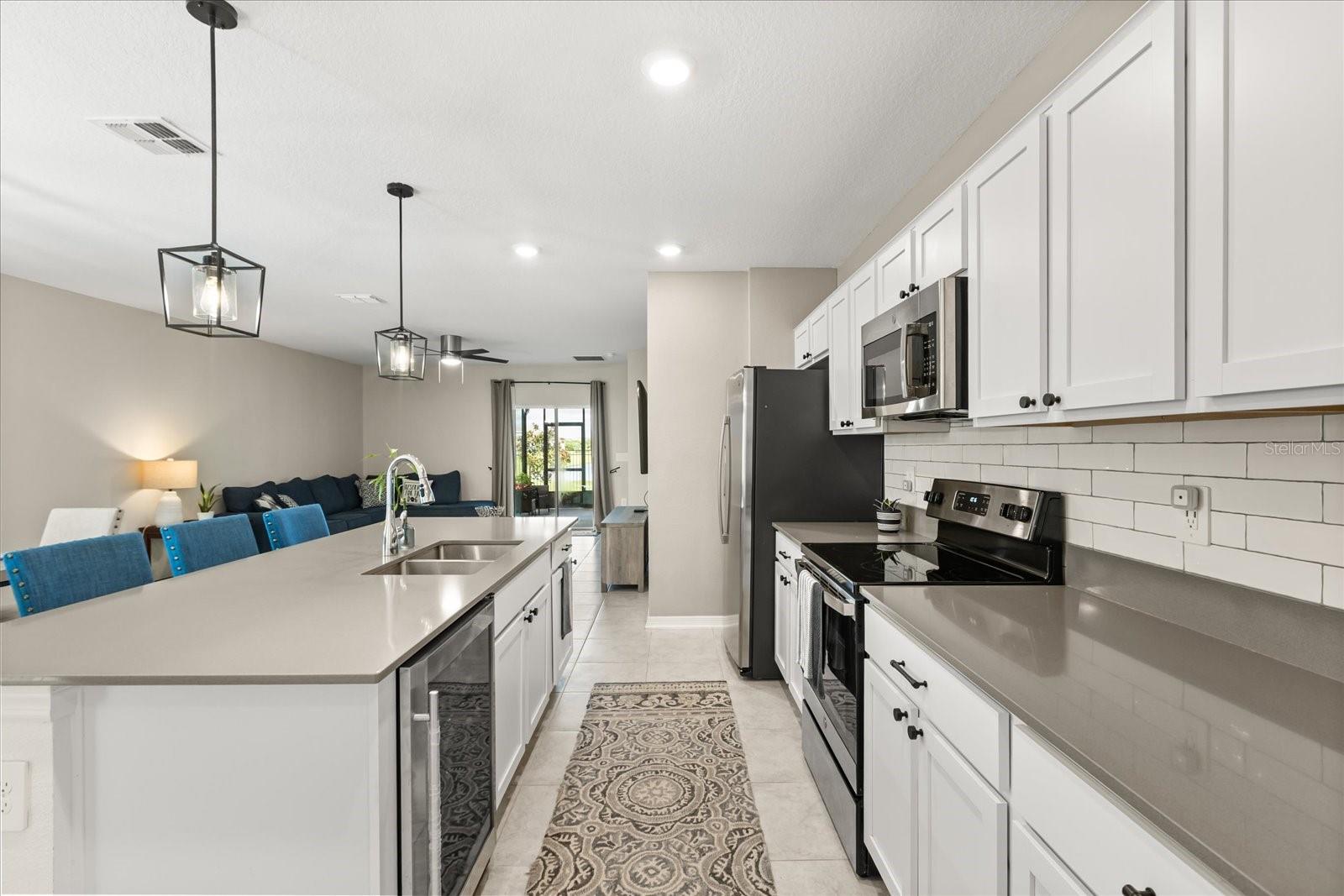 Image 14 of 37 For 4399 Babbling Brook Way